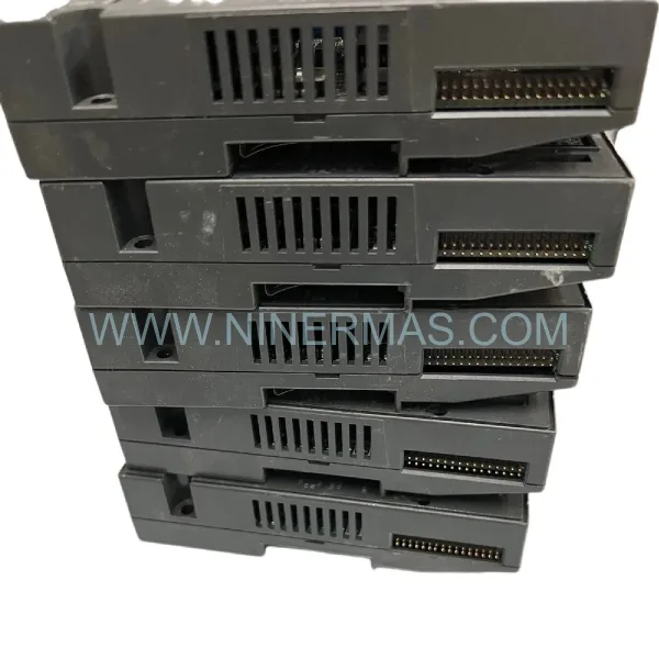 GE Fanuc IC200GB1001 VersaMax NIU | Genius Network Interface Unit