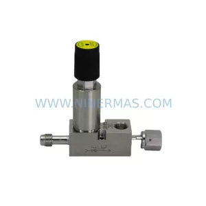TESCOM 150PSI 12-1K21AAED-072 SR-40 C3050 HT-110 Pressure Regulator product image