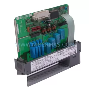 Allen-Bradley 1746-IO8 Combination I/O Module detail view 3