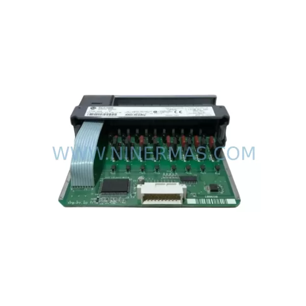 Allen-Bradley 1746-OA8 AC Output Module product image