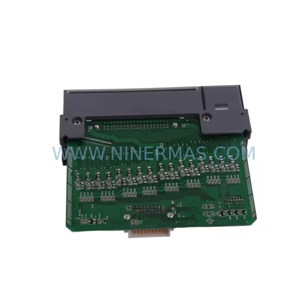 Allen-Bradley 1746-OV32 DC Output Module product image
