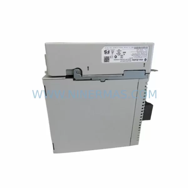Allen-Bradley 2094-BM05-M Servo Drive Module product image
