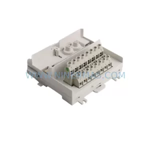 ABB 3BSE013235R1 TU831V1 Termination Module detail view 2
