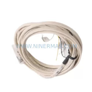 Honeywell 51304465-500 I/O Link Module detail view 2