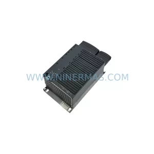 SIEMENS 6SL3210-1SE31-1UA0 AC Drive / Servo Drive Module detail view 2