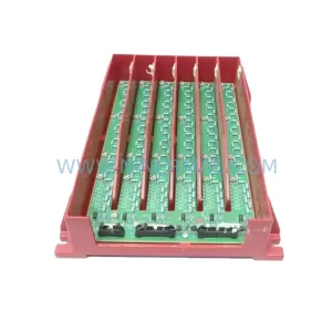 Industrial Control Hub 81001-451-62-R Voltage Sensing Module detail view 4