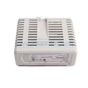 ABB AO820 3BSE008546R1 Analog Output Module detail view 2