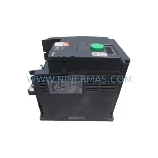 Schneider Electric ATV320U22N4C Variable Frequency Drive product image