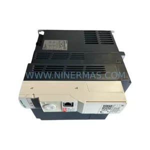Schneider Electric ATV32HU75N4 Variable Frequency Drive detail view 2