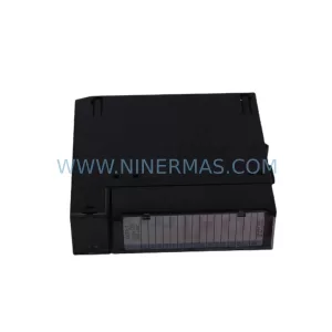 GE C693MDL740 Discrete Output Module detail view 2