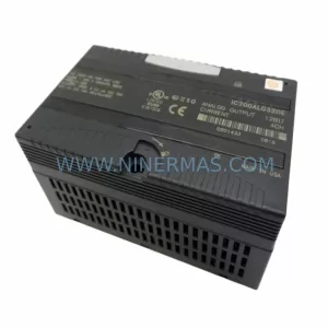 GE Fanuc IC200ALG320 Analog Output Module detail view 2
