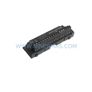GE IC200TBM002 I/O Terminal Block Module detail view 3