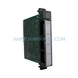 GE IC697ALG320 Analog Output Module detail view 3