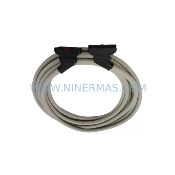 Schneider Electric TSXCDP503 PLC Programming Cable product image